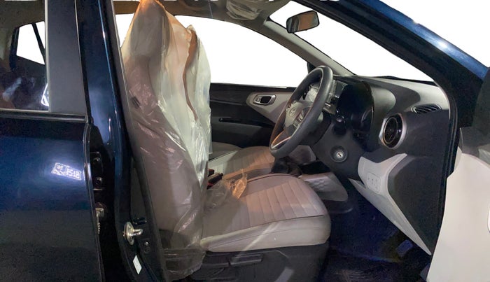 2023 Hyundai GRAND I10 NIOS SPORTZ 1.2 KAPPA VTVT CNG, CNG, Manual, 14,308 km, Right Side Front Door Cabin