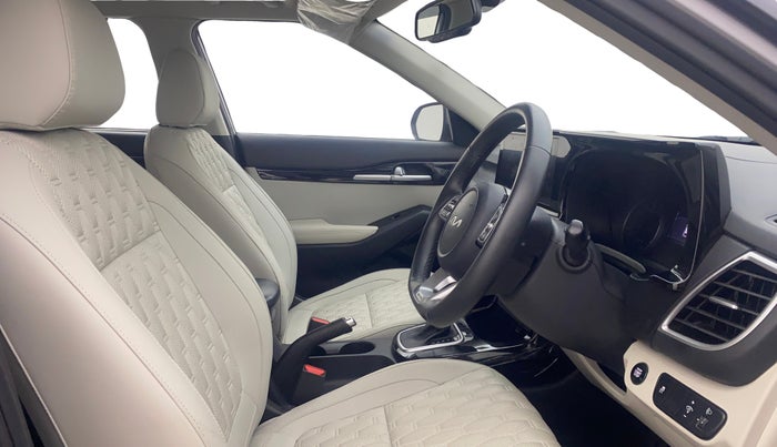 2021 KIA SELTOS HTX IVT 1.5 PETROL, Petrol, Automatic, 19,469 km, Right Side Front Door Cabin