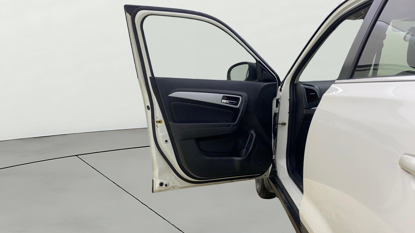 2021 Maruti Vitara Brezza ZXI, CNG, Manual, 60,120 km, LHS Front Door