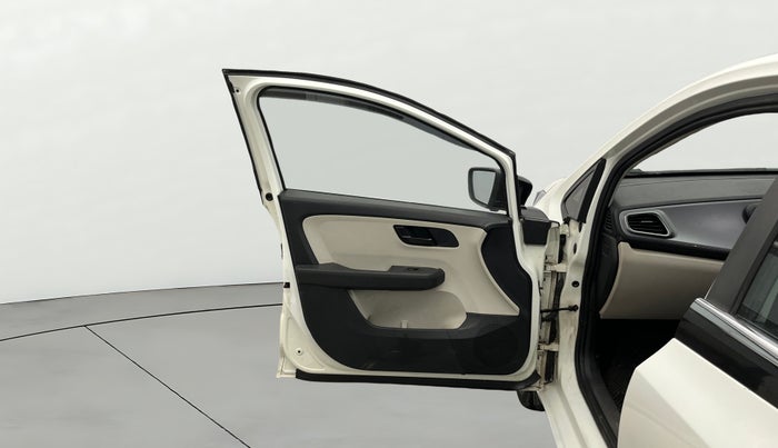 2023 Tata ALTROZ XMA Plus (S) DCT, Petrol, Automatic, 25,446 km, LHS Front Door