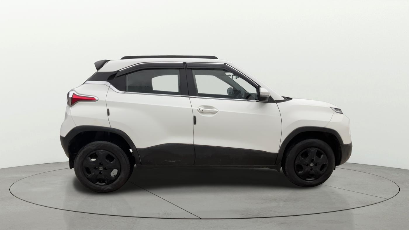 2023 Tata PUNCH ACCOMPLISHED MT, Petrol, Manual, 71,438 km, Right Side View