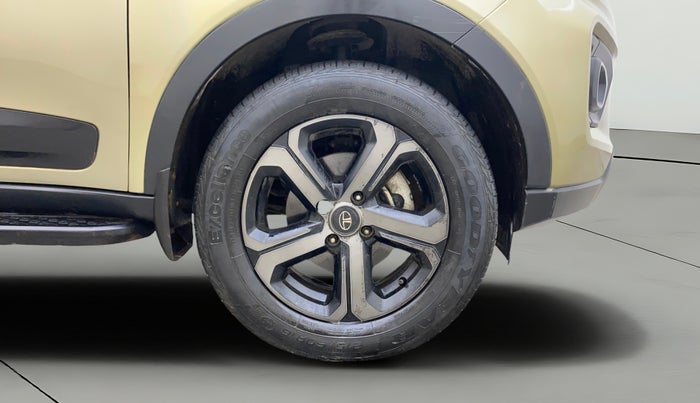 2022 Tata NEXON XZ PLUS PETROL KAZIRANGA, Petrol, Manual, 51,223 km, Right Front Wheel