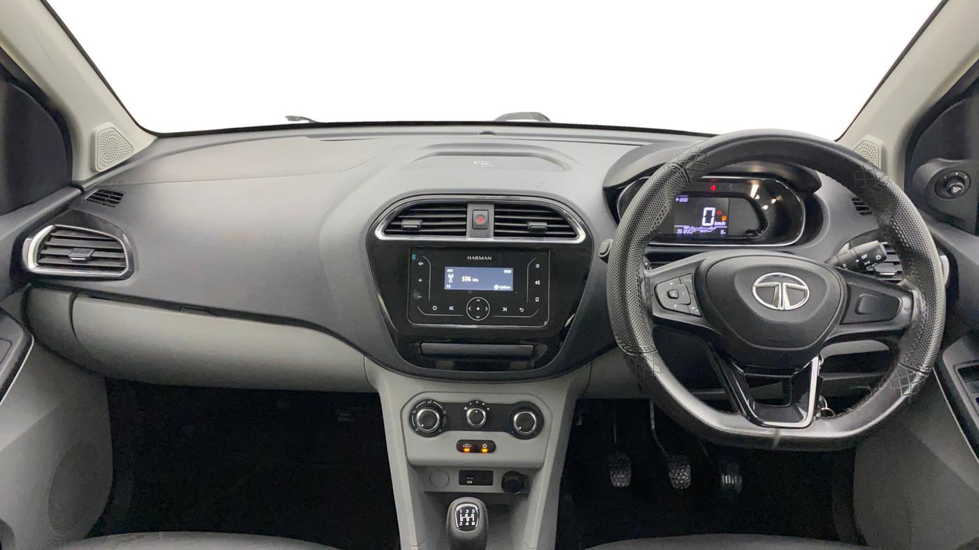 2023 Tata Tiago XT PETROL, Petrol, Manual, 35,121 km, Dashboard