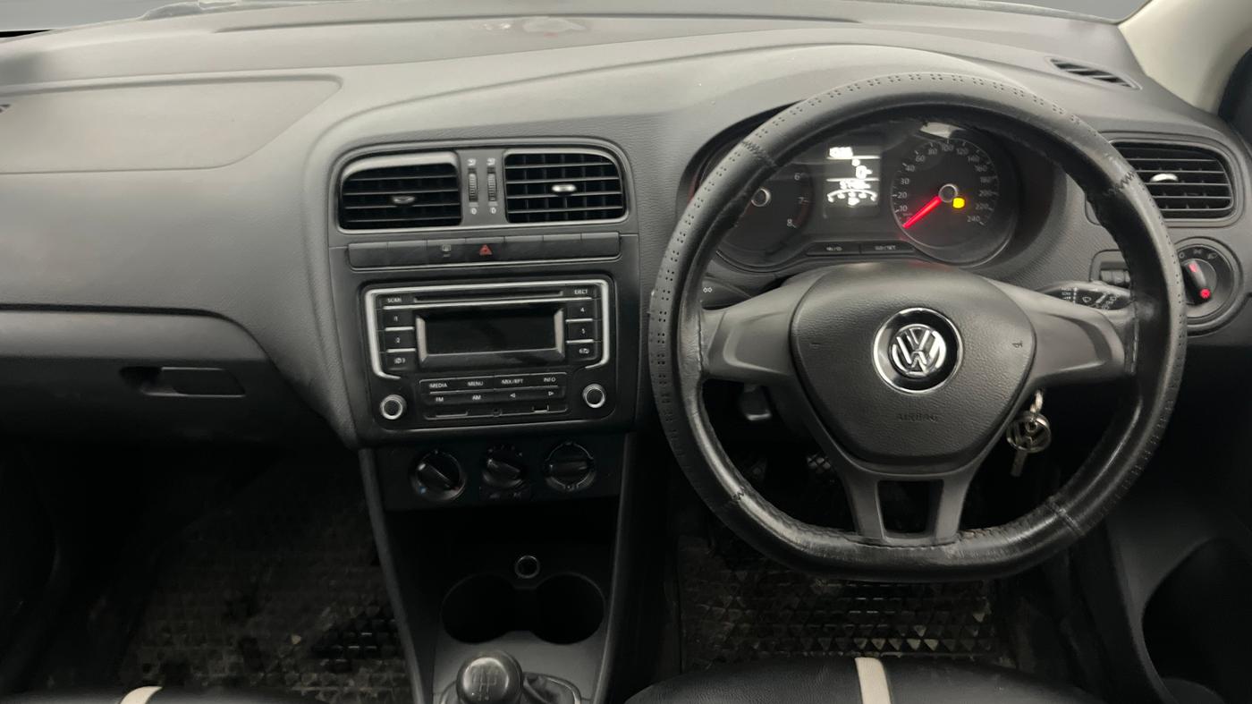 2015 Volkswagen Polo COMFORTLINE 1.2L, Petrol, Manual, 57,450 km, Steering Wheel Close Up