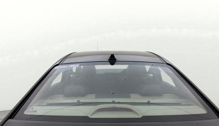 2021 Hyundai Verna SX (O)1.5 MPi, Petrol, Manual, 1,16,629 km, Rear Windshield