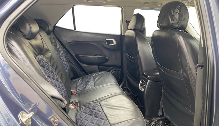 2021 Hyundai VENUE SX 1.5 CRDI, Diesel, Manual, 17,812 km, Right Side Rear Door Cabin