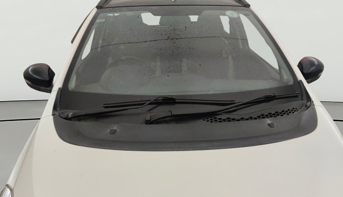 2018 Tata TIAGO NRG DIESEL, Diesel, Manual, 1,01,939 km, Front Windshield