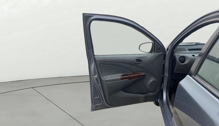 2013 Toyota Etios G, Petrol, Manual, 93,954 km, LHS Front Door