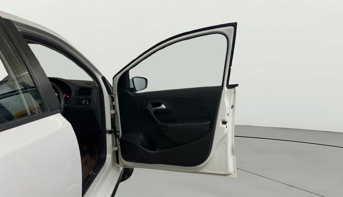 2020 Volkswagen Polo COMFORTLINE PLUS 1.0L MPI, Petrol, Manual, 54,210 km, RHS Front Door