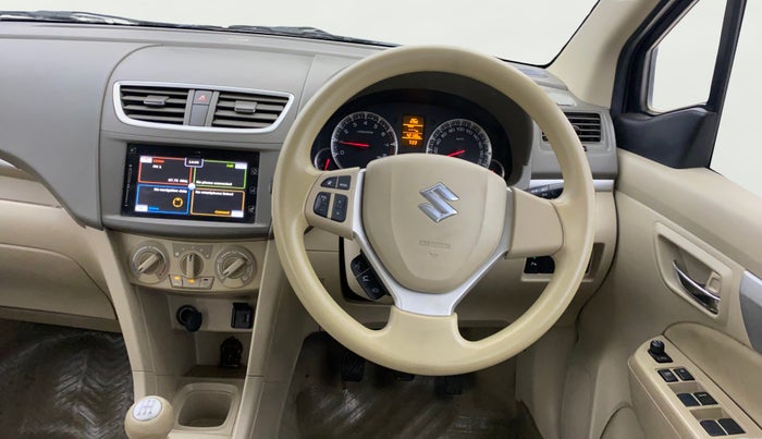 2015 Maruti Ertiga ZXI+, Petrol, Manual, 42,130 km, Steering Wheel Close Up