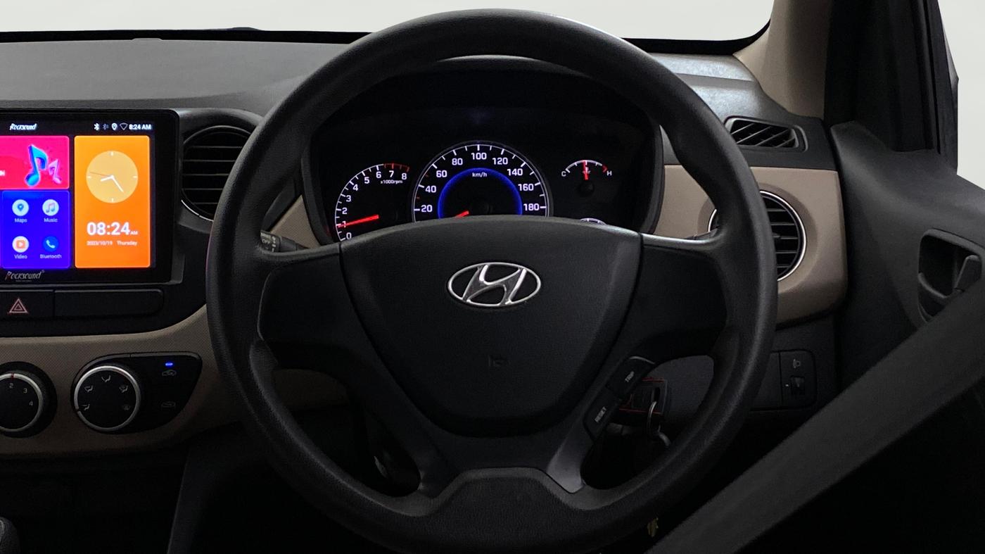 2015 Hyundai Grand i10 MAGNA 1.2 KAPPA VTVT, Petrol, Manual, 44,216 km, Steering Wheel Close Up