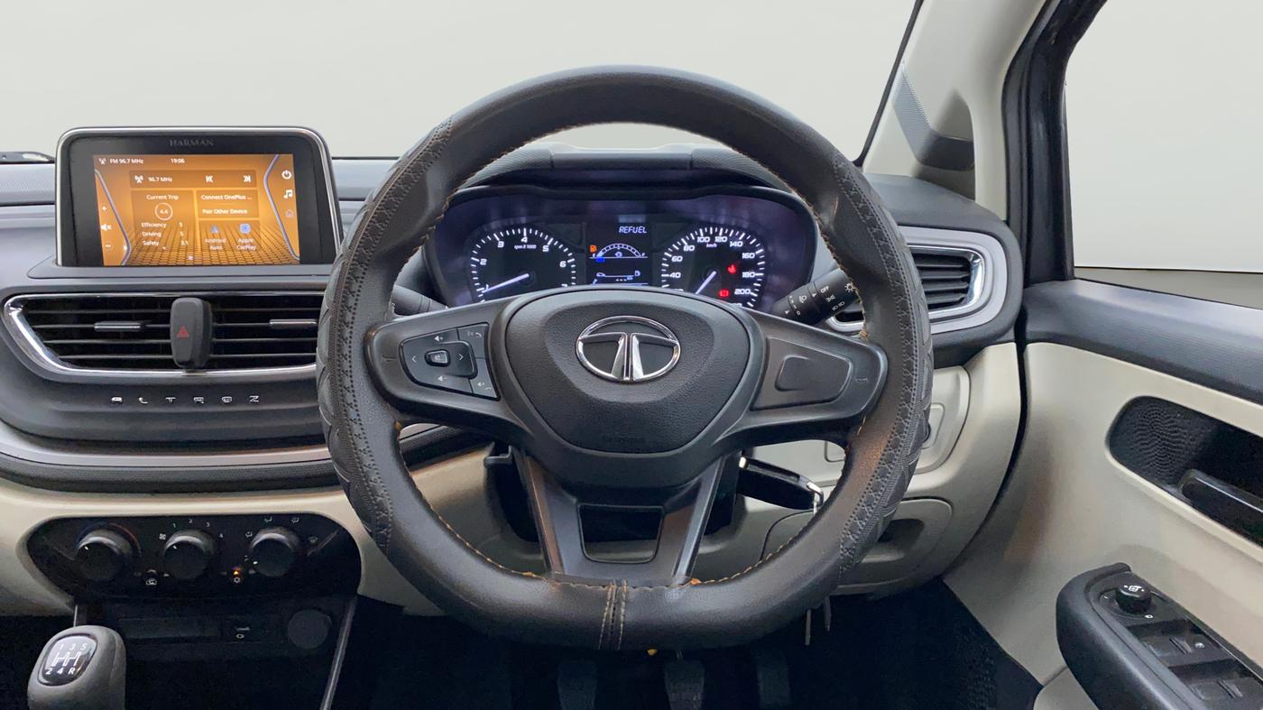2021 Tata ALTROZ XM PLUS PETROL, CNG, Manual, 56,683 km, Steering Wheel Close Up