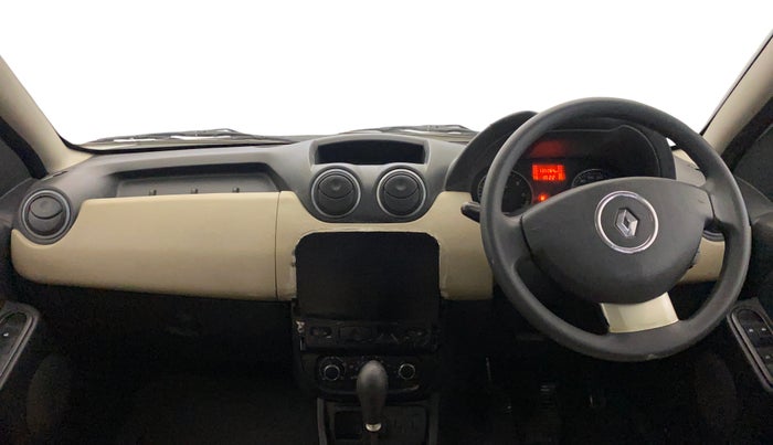 2013 Renault Duster RXL PETROL, Petrol, Manual, 1,35,055 km, Dashboard
