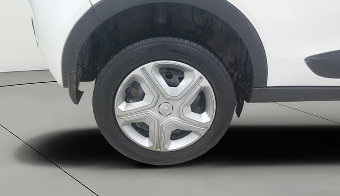 2018 Tata NEXON XE PETROL, Petrol, Manual, 60,669 km, Right Rear Wheel