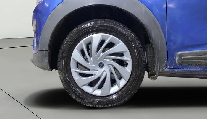 2020 Renault TRIBER RXZ, Petrol, Manual, 70,016 km, Left Front Wheel