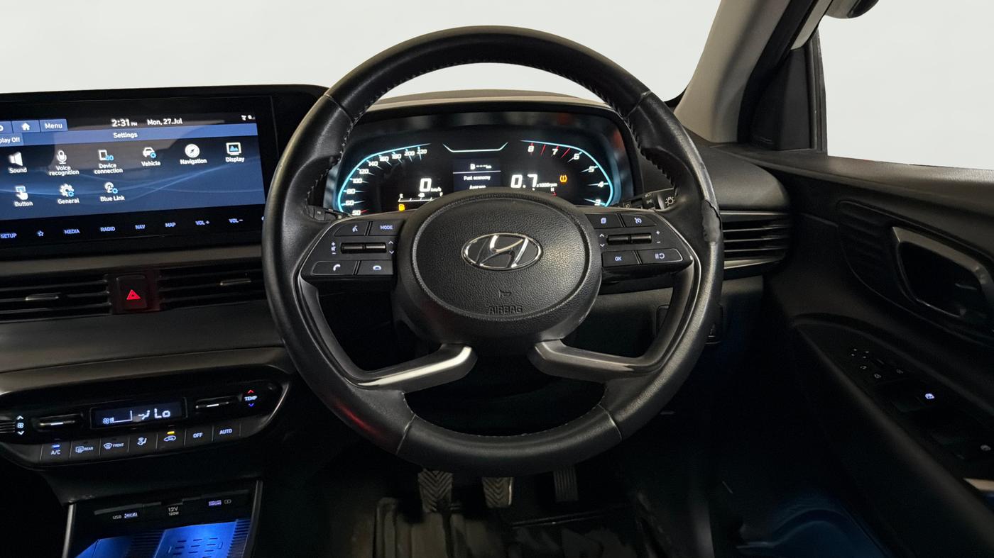 2022 Hyundai NEW I20 ASTA (O) 1.2 MT, Petrol, Manual, 32,240 km, Steering Wheel Close Up