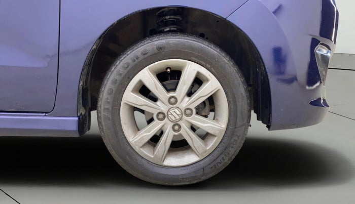 2014 Maruti Wagon R Stingray VXI, Petrol, Manual, 55,937 km, Right Front Wheel