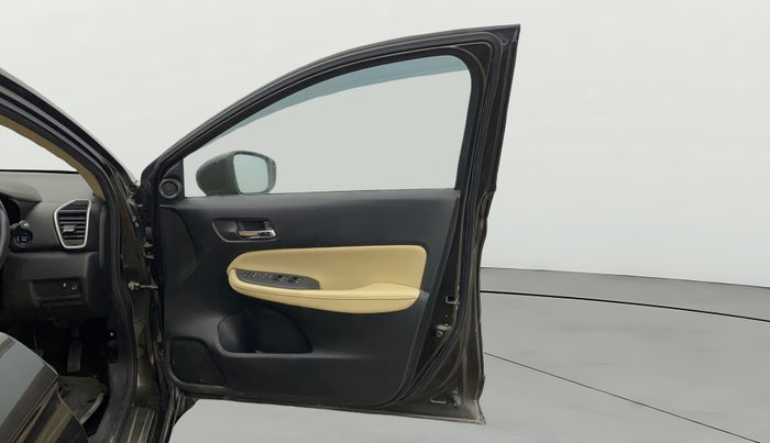 2021 Honda City 1.5L I-VTEC ZX, Petrol, Manual, 40,709 km, RHS Front Door