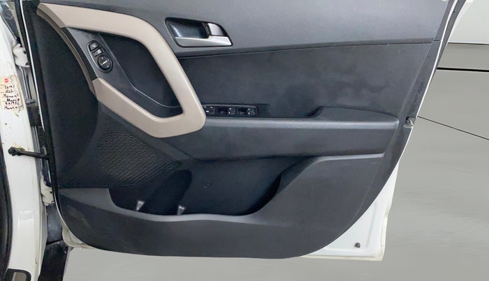 2015 Hyundai Creta SX PLUS 1.6 PETROL, Petrol, Manual, 62,487 km, Driver Side Door Panels Control