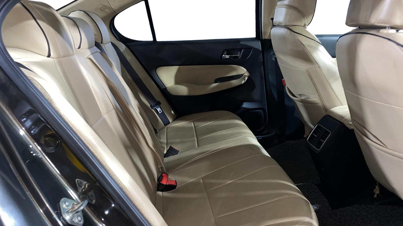 2022 Honda City 1.5L I-VTEC VX, Petrol, Manual, 25,916 km, Right Side Rear Door Cabin