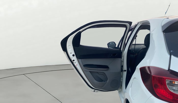 2023 Tata Tiago XT CNG, CNG, Manual, 71,795 km, LHS Rear Door