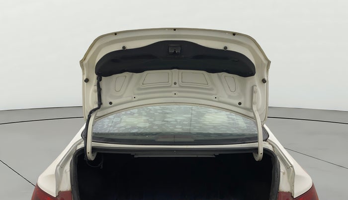 2014 Hyundai Verna FLUIDIC 1.6 CRDI SX AT, Diesel, Automatic, 68,737 km, Boot Door Open