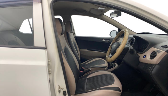 2013 Hyundai Grand i10 SPORTZ 1.2 KAPPA VTVT, Petrol, Manual, 42,509 km, Right Side Front Door Cabin