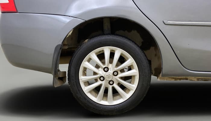 2013 Toyota Etios V, Petrol, Manual, 38,460 km, Right Rear Wheel