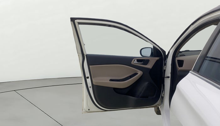 2015 Hyundai Elite i20 ASTA 1.2, CNG, Manual, 1,24,452 km, LHS Front Door