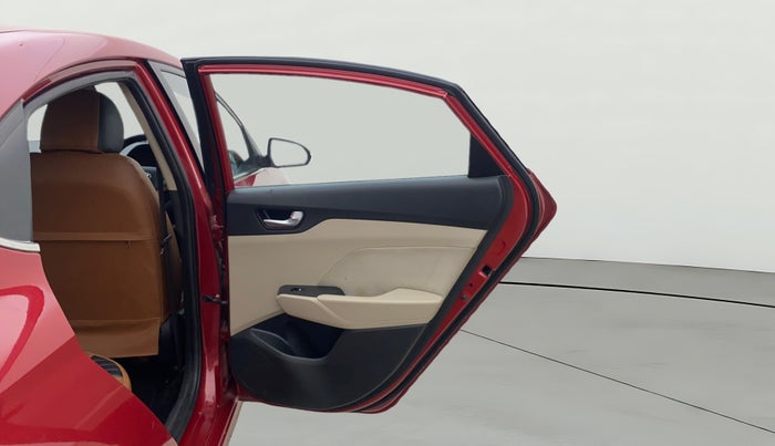 2018 Hyundai Verna 1.6 VTVT SX, Petrol, Manual, 31,578 km, RHS Rear Door