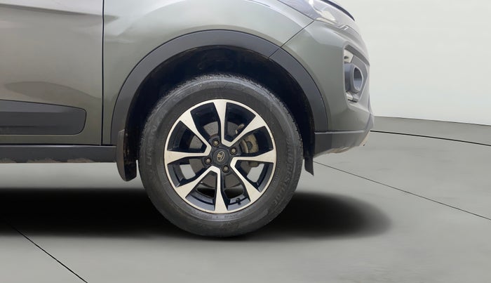 2020 Tata NEXON XZ PLUS PETROL, Petrol, Manual, 1,03,943 km, Right Front Wheel