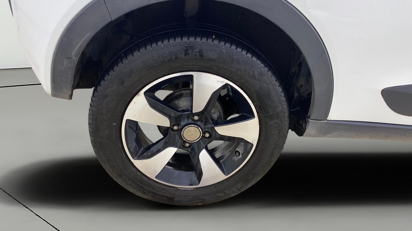 2018 Tata NEXON XZA PLUS PETROL, Petrol, Automatic, 89,677 km, Right Rear Wheel