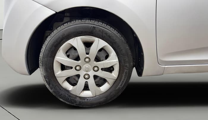 2015 Hyundai Eon MAGNA +, Petrol, Manual, 43,518 km, Left Front Wheel