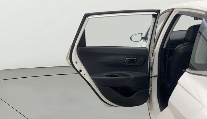 2022 Hyundai NEW I20 SPORTZ 1.2 MT, Petrol, Manual, 24,903 km, LHS Rear Door