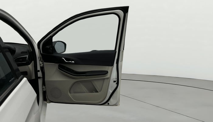 2022 Tata Tiago XZA PLUS PETROL, Petrol, Automatic, 74,079 km, RHS Front Door