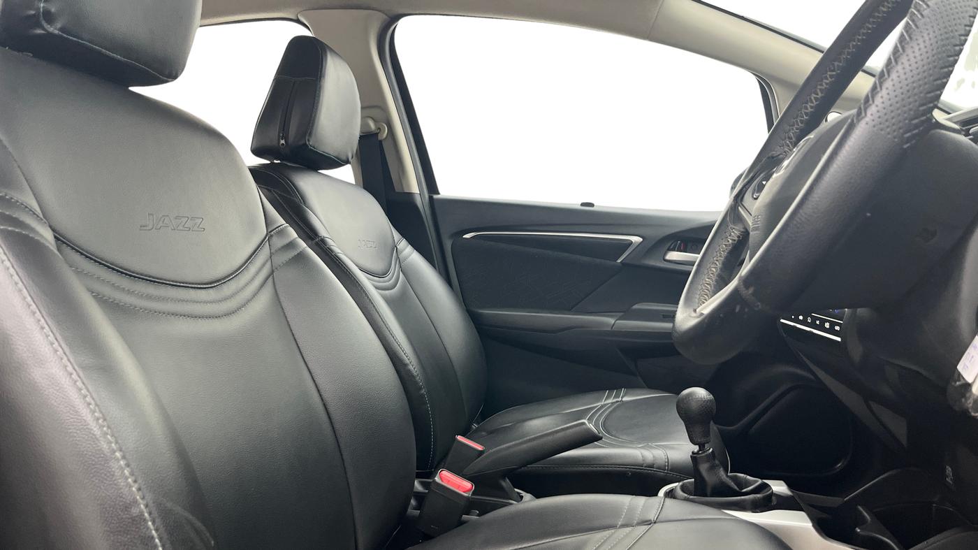 2016 Honda Jazz 1.2L I-VTEC VX, Petrol, Manual, 46,643 km, Right Side Front Door Cabin