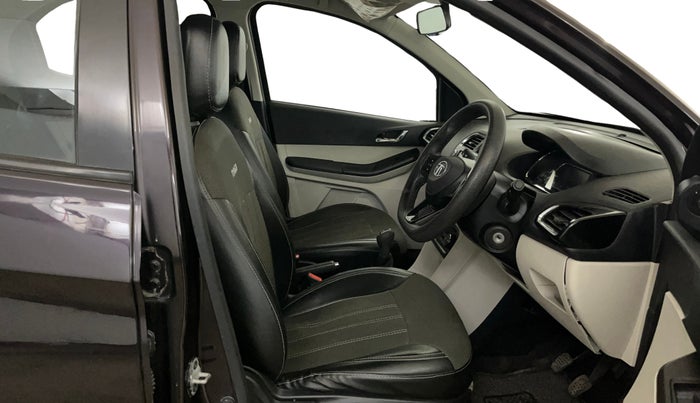 2022 Tata Tiago XZ PLUS CNG, CNG, Manual, 42,231 km, Right Side Front Door Cabin