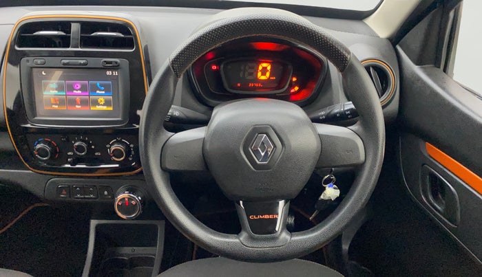 2017 Renault Kwid CLIMBER 1.0 AMT, Petrol, Automatic, 39,733 km, Steering Wheel Close Up