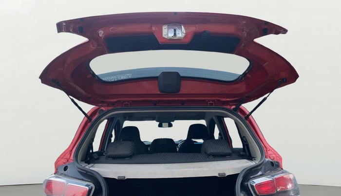 2018 Mahindra KUV 100 NXT K8 P 6 STR DUAL TONE, Petrol, Manual, 42,754 km, Boot Door Open