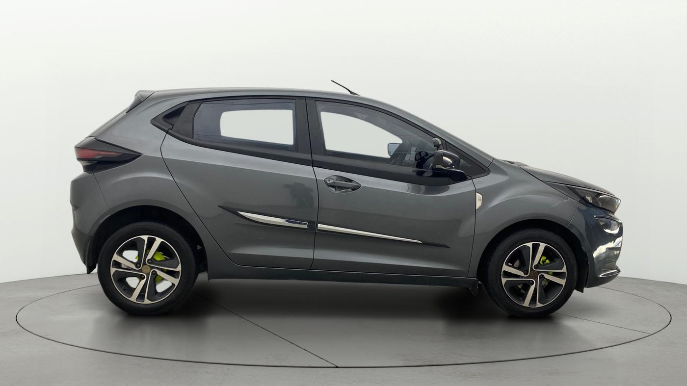 2021 Tata ALTROZ XZ DIESEL, Diesel, Manual, 49,896 km, Right Side View