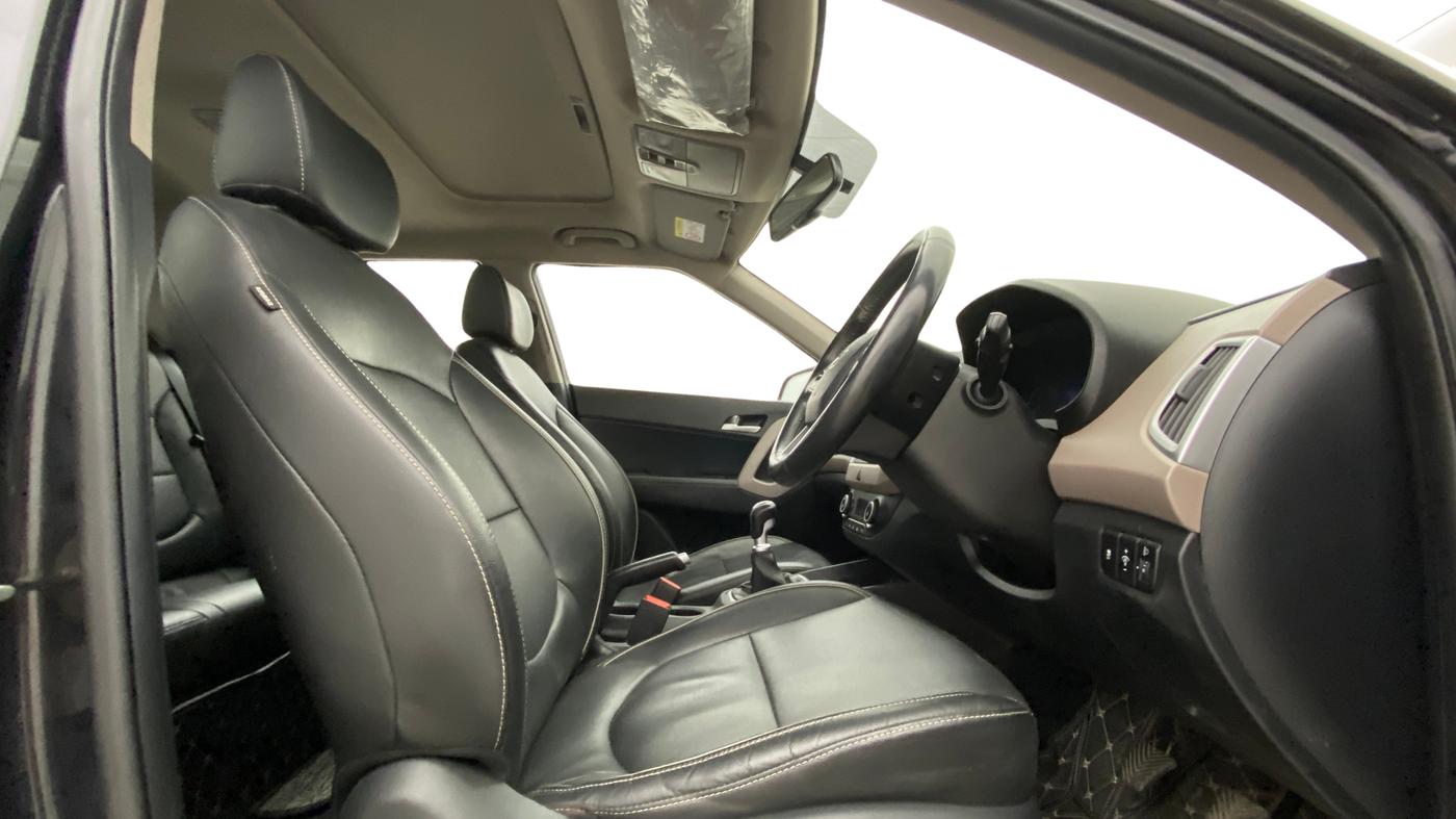 2019 Hyundai Creta SX (O) 1.6 PETROL, Petrol, Manual, 1,09,975 km, Right Side Front Door Cabin