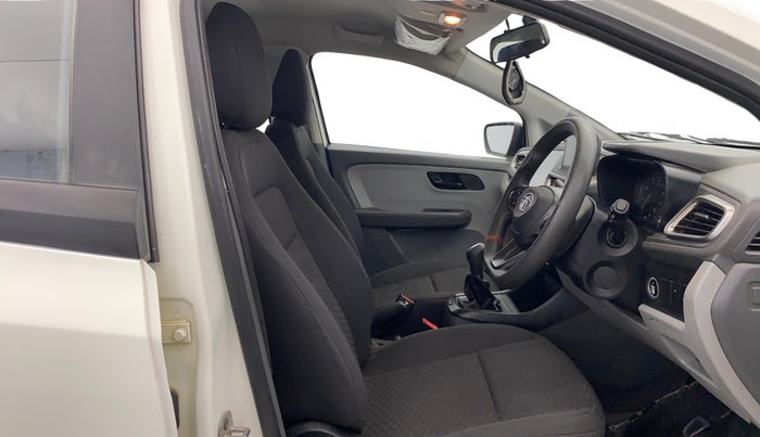 2020 Tata ALTROZ XT PETROL, Petrol, Manual, 88,714 km, Right Side Front Door Cabin