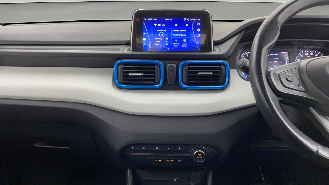 2021 Tata PUNCH CREATIVE AMT 1.2 RTN DUAL TONE, Petrol, Automatic, 43,489 km, Air Conditioner