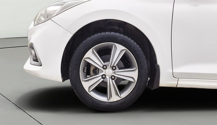 2018 Hyundai Verna 1.6 VTVT SX O, Petrol, Manual, 1,11,324 km, Left Front Wheel