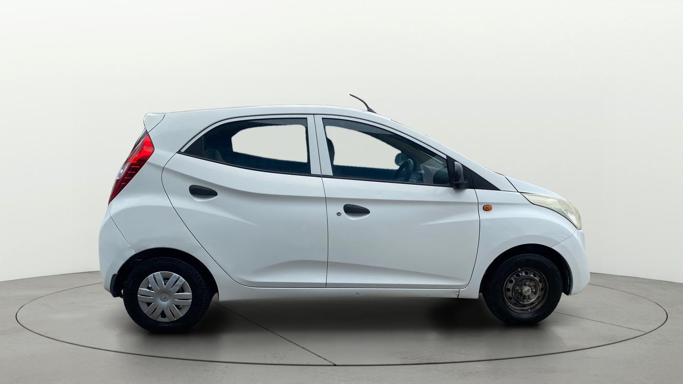 2014 Hyundai Eon ERA +, CNG, Manual, 92,603 km, Right Side View