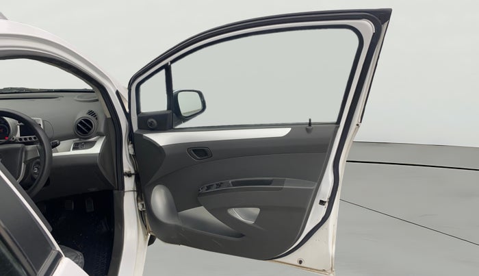 2014 Chevrolet Beat LT PETROL, Petrol, Manual, 52,860 km, RHS Front Door