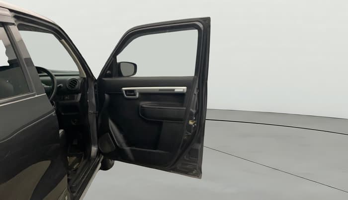 2024 Maruti S PRESSO VXI, Petrol, Manual, 22,746 km, RHS Front Door