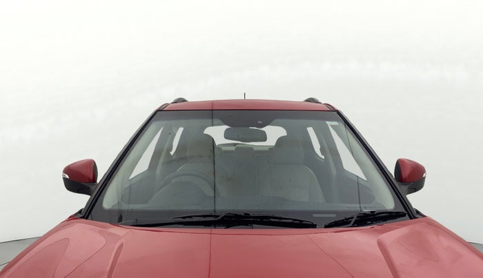 2022 Mahindra XUV300 W8 (O) 1.2 PETROL, Petrol, Manual, 10,013 km, Front Windshield