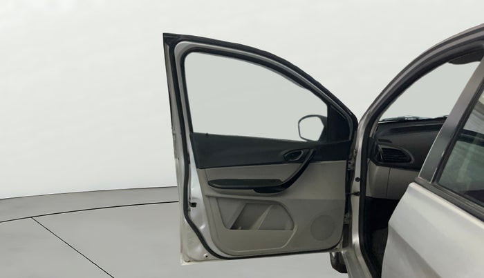 2018 Tata Tiago XT PETROL, Petrol, Manual, 71,696 km, LHS Front Door