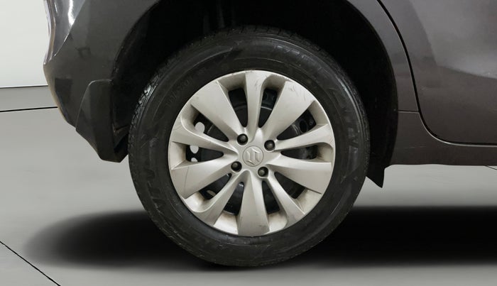 2017 Maruti Baleno DELTA PETROL 1.2, Petrol, Manual, 54,734 km, Right Rear Wheel